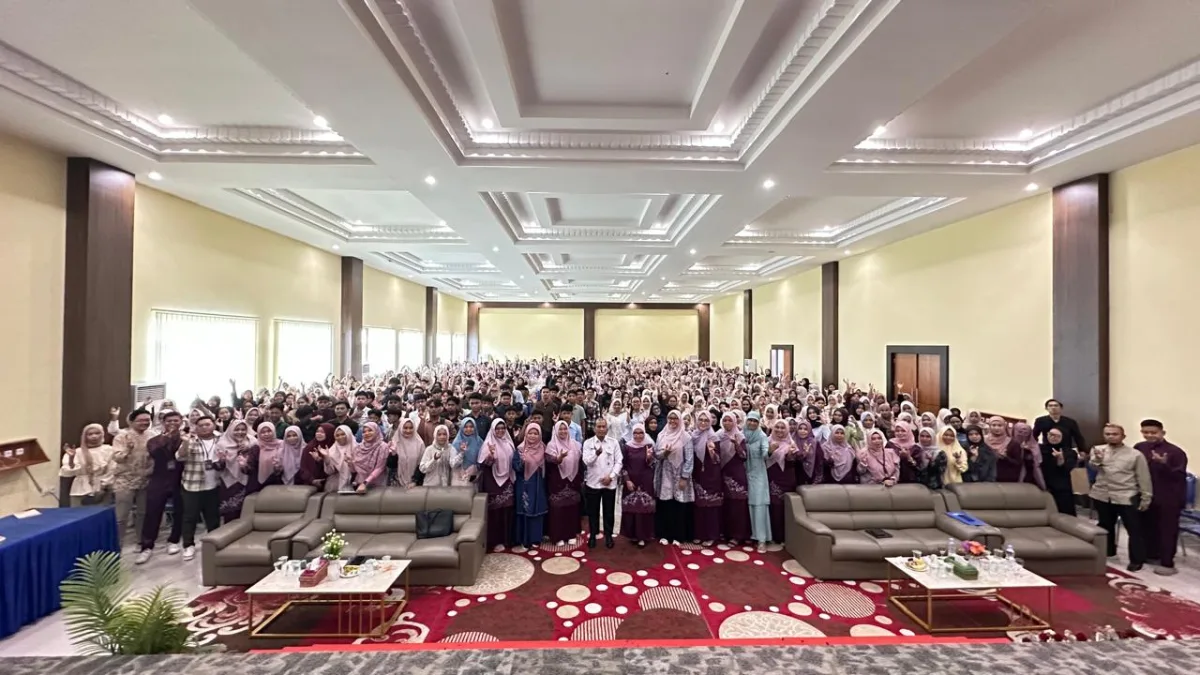 Perkuat Literasi Digital Kesehatan, Akbid Cianjur Gelar Kuliah Umum