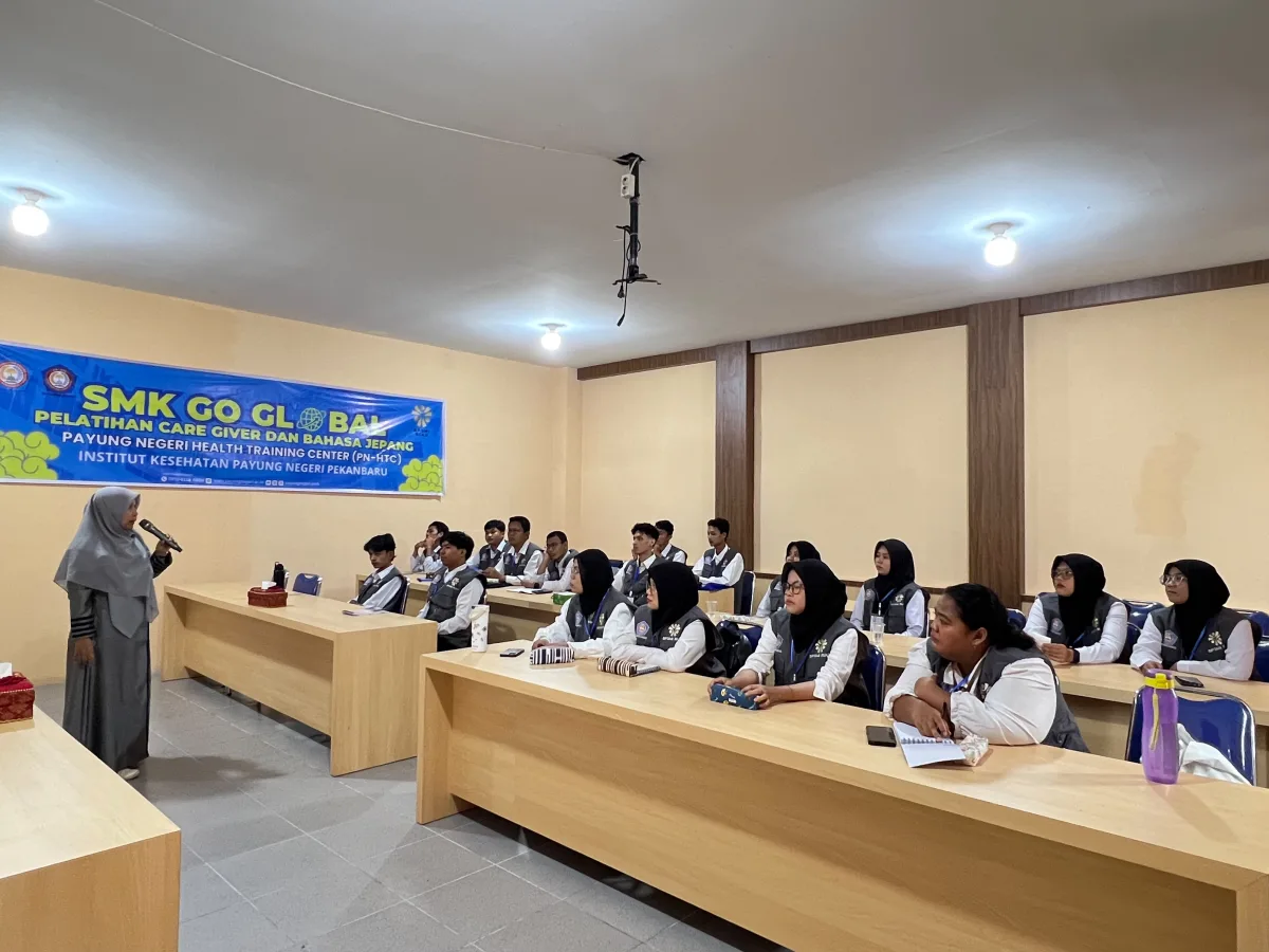 Akbid Cianjur Luncurkan PN-HTC, Buka Peluang Generasi Muda Jadi Caregiver di Jepang